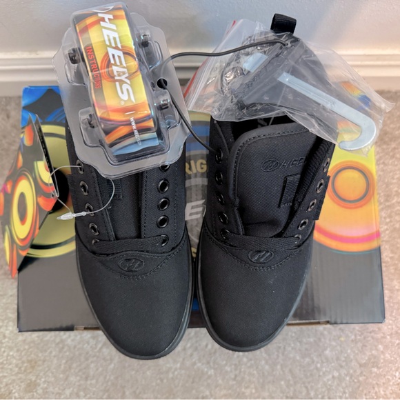 Heelys Pro 20 Skate Shoe- Kids - Picture 8 of 15